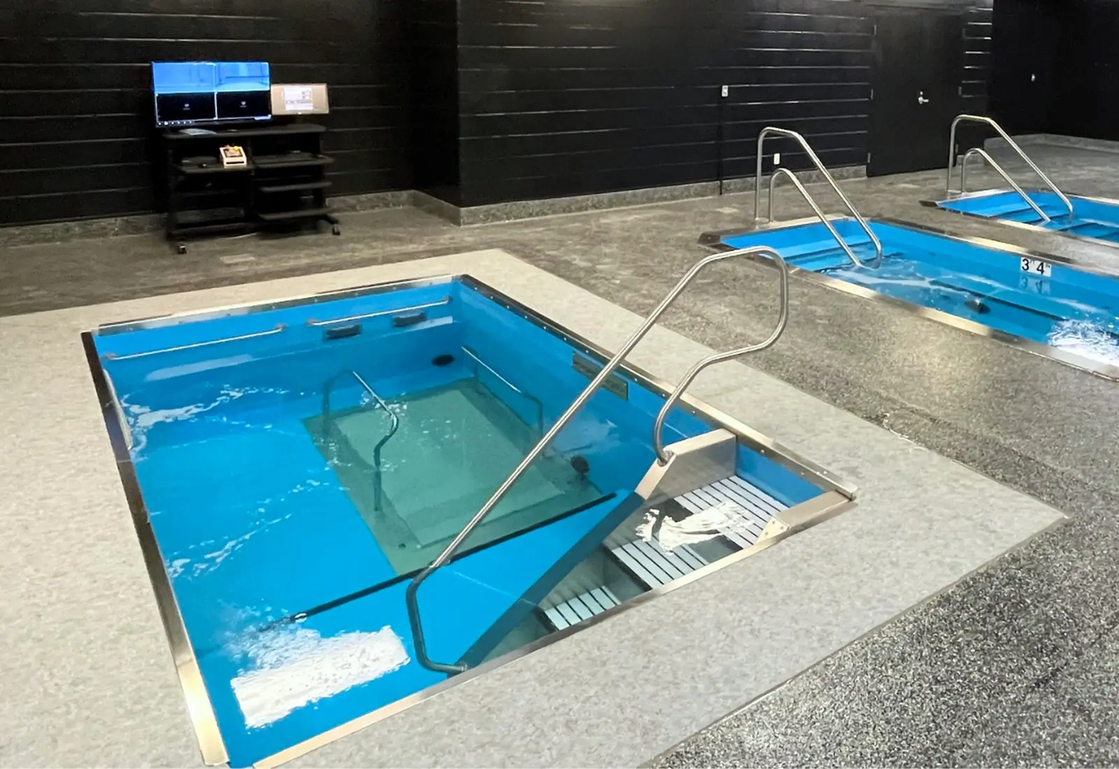HydroWorx — HydroWorx 750 Series