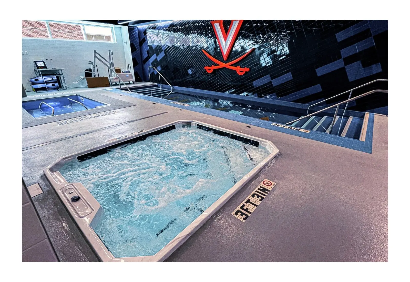 HydroWorx — Classic Plunge