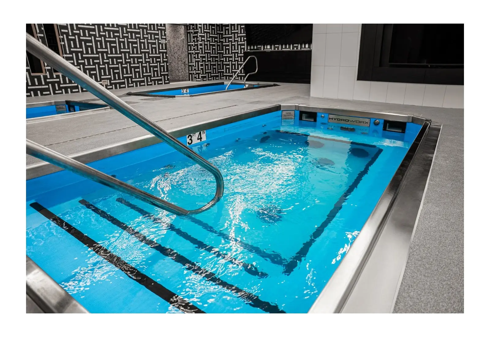 HydroWorx — Rejuvenate Plunge